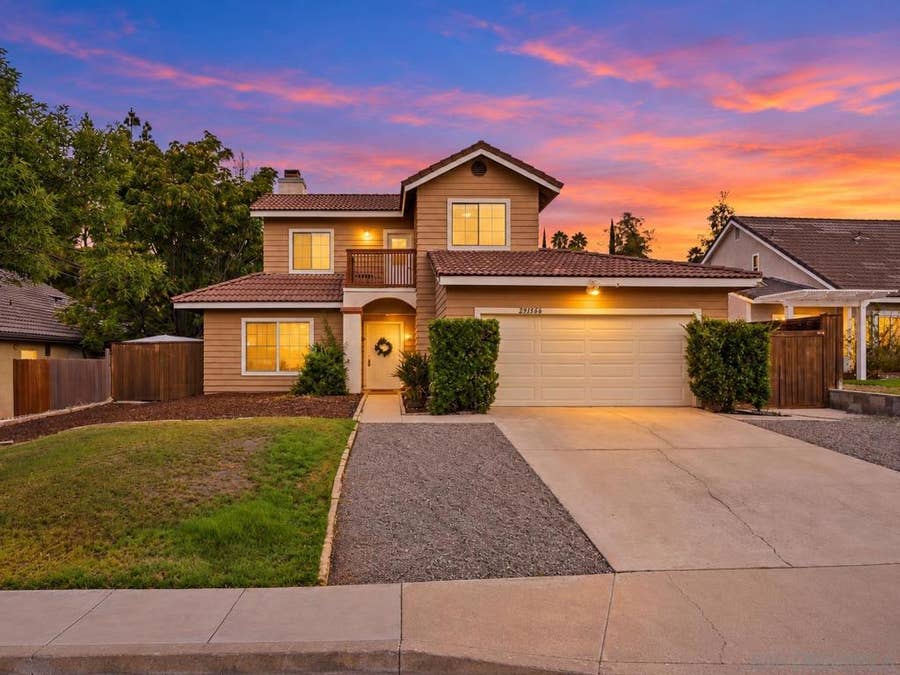 Property photo for 29846 Via Puesta del Sol, Temecula, CA