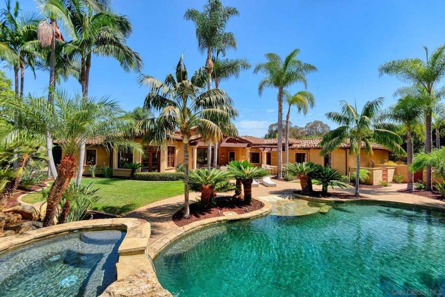 Property photo for 17185 Via Barranca Del Zorro, Rancho Santa Fe, CA