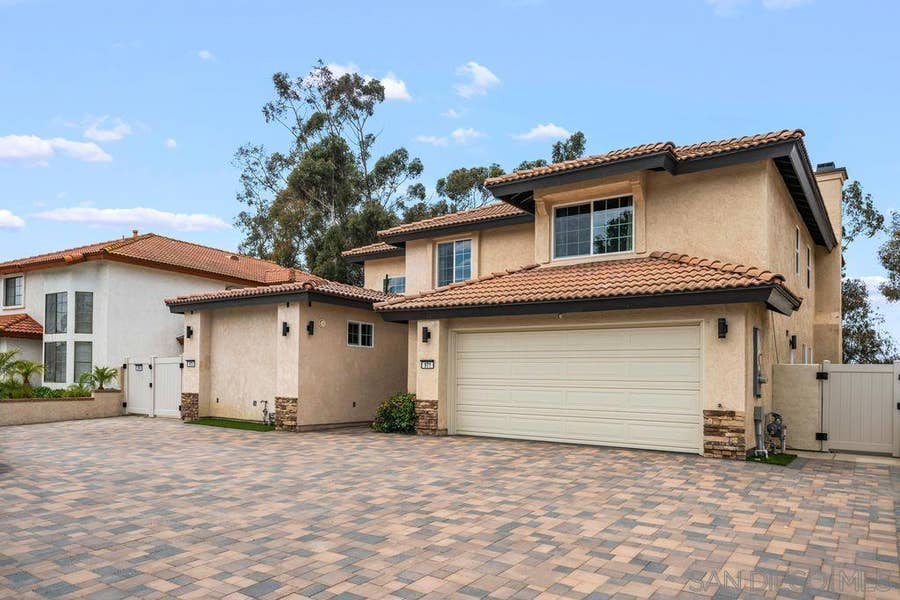 Property photo for 971 E J St, Chula Vista, CA