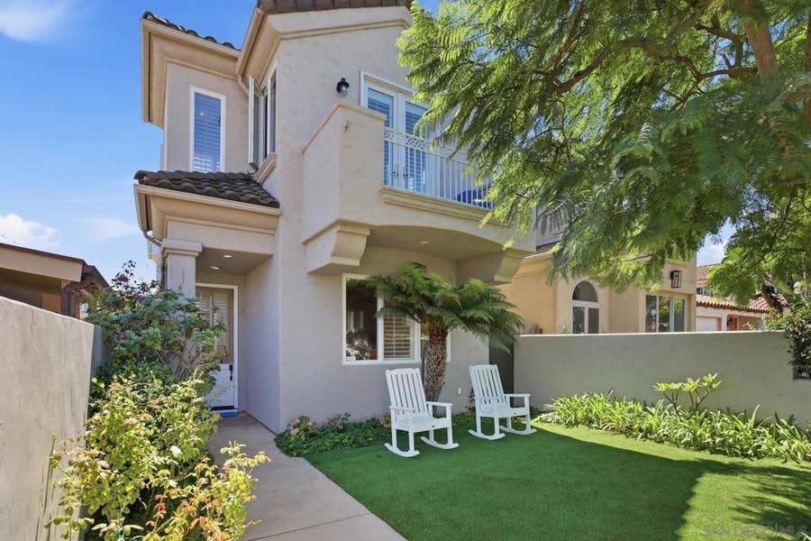 Property photo for 211 I Ave, Coronado, CA