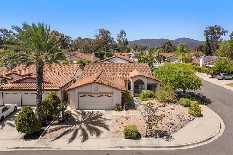 Property photo for 11821 Calle Parral, San Diego, CA