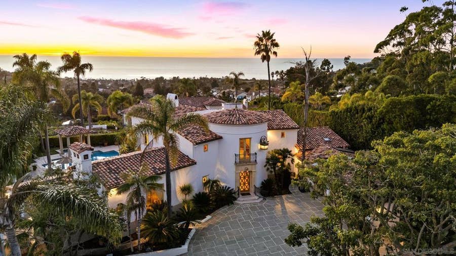 Property photo for 6692 La Jolla Scenic Dr S, La Jolla, CA