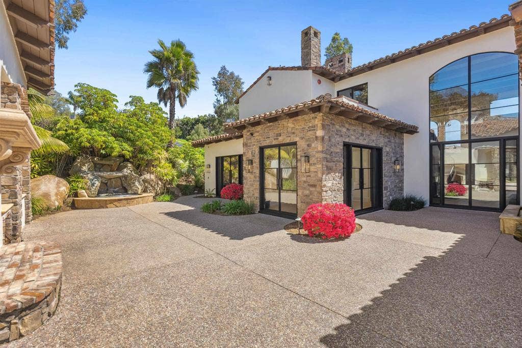 15931 Via De Santa Fe, Rancho Santa Fe, CA 92067 15931 Via De Santa Fe, Rancho Santa Fe, CA 92067