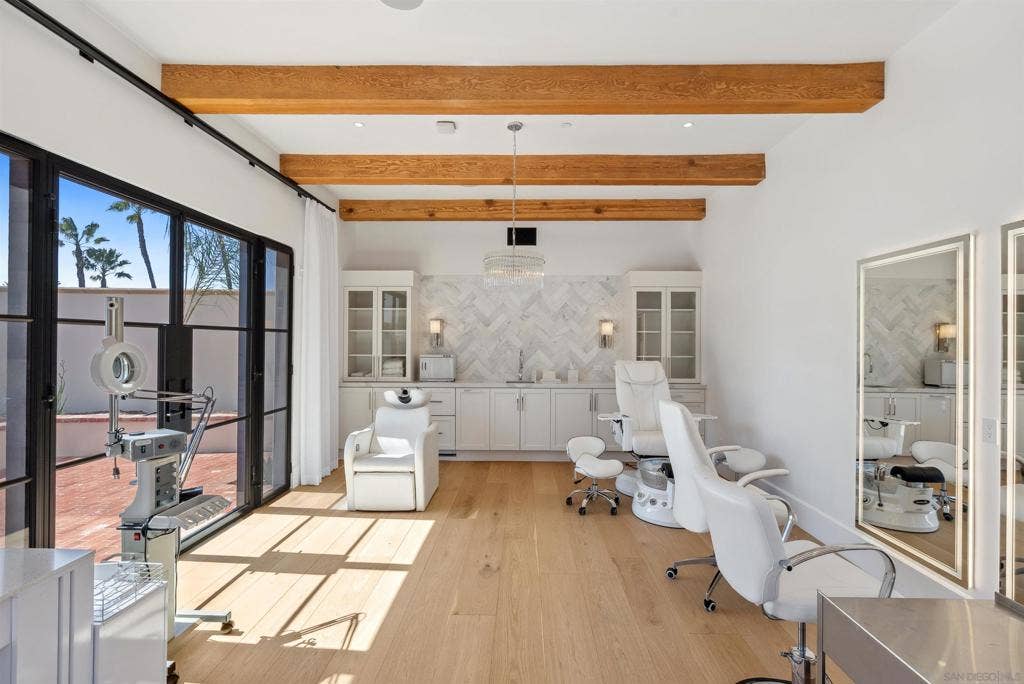 15931 Via De Santa Fe, Rancho Santa Fe, CA 92067 15931 Via De Santa Fe, Rancho Santa Fe, CA 92067