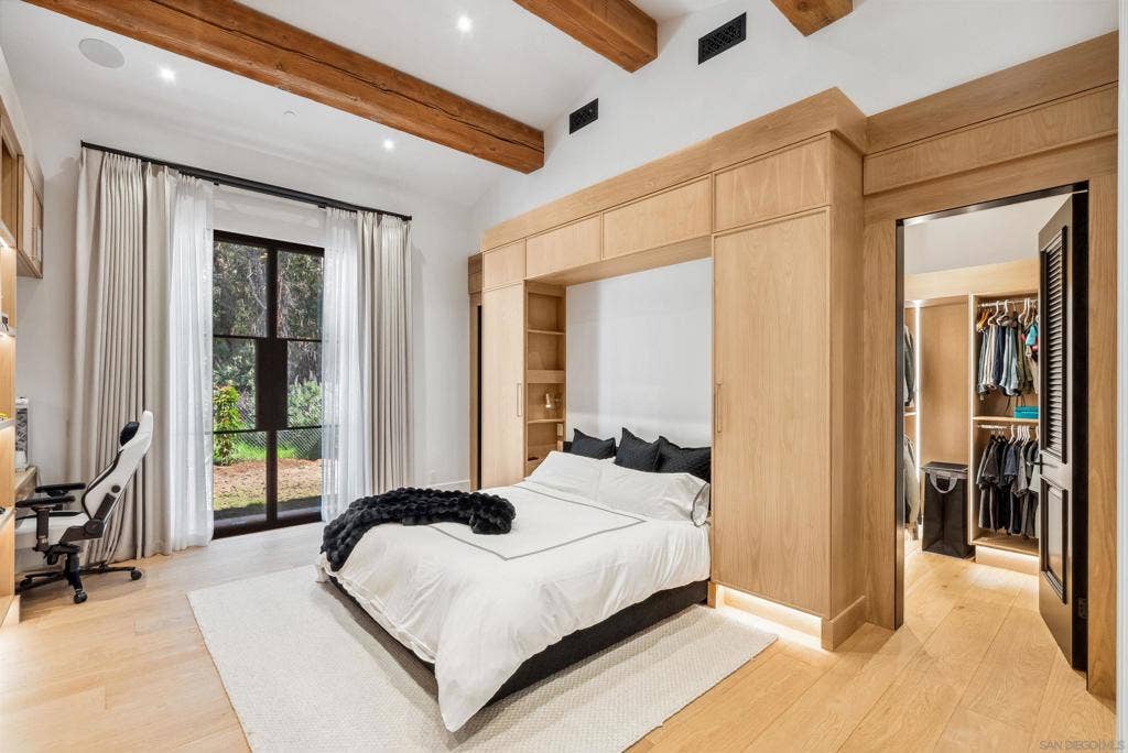 15931 Via De Santa Fe, Rancho Santa Fe, CA 92067 15931 Via De Santa Fe, Rancho Santa Fe, CA 92067