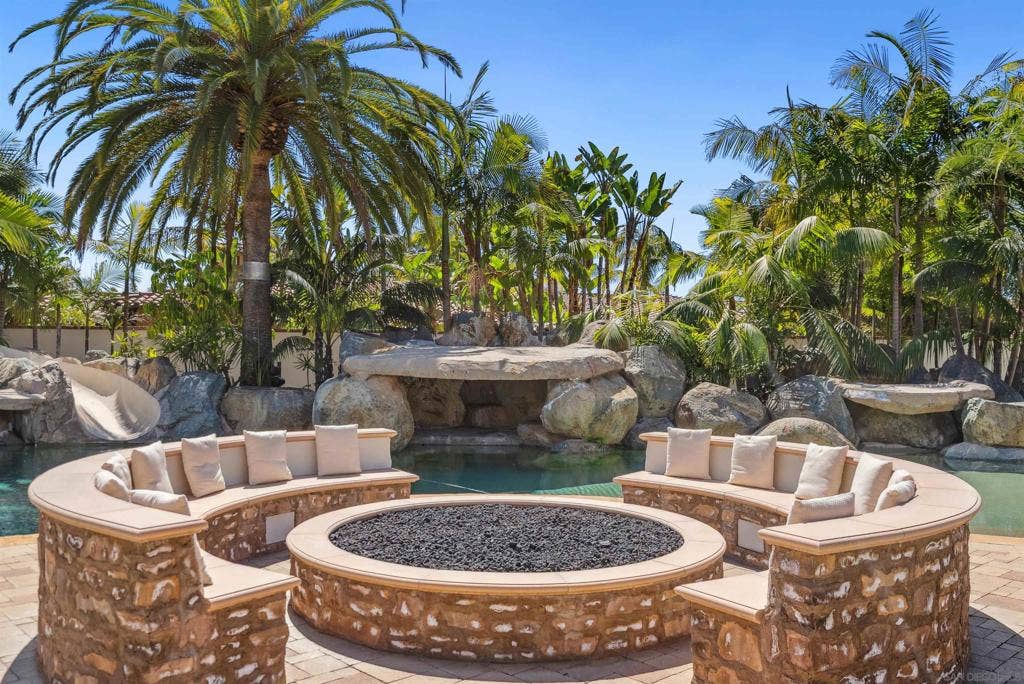 15931 Via De Santa Fe, Rancho Santa Fe, CA 92067 15931 Via De Santa Fe, Rancho Santa Fe, CA 92067