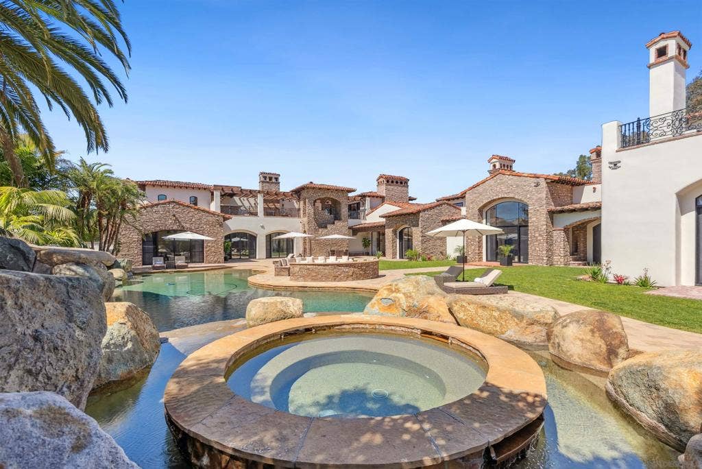 15931 Via De Santa Fe, Rancho Santa Fe, CA 92067 15931 Via De Santa Fe, Rancho Santa Fe, CA 92067