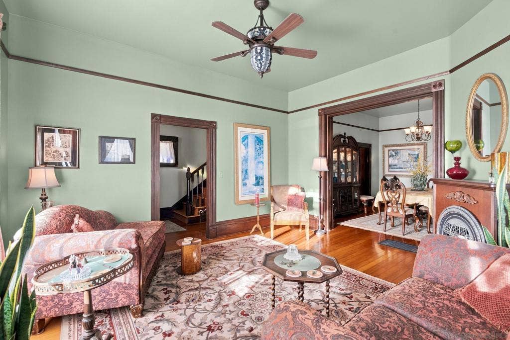 2163 Brant St, San Diego, CA 92101 2163 Brant St, San Diego, CA 92101