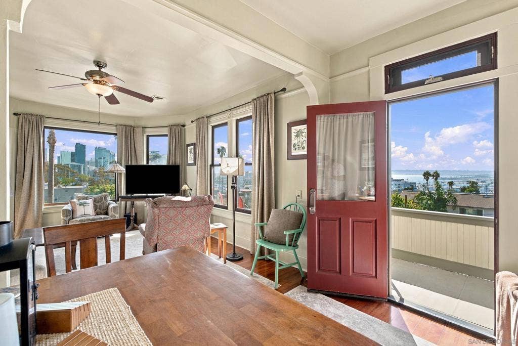 2163 Brant St, San Diego, CA 92101 Exit to Balcony