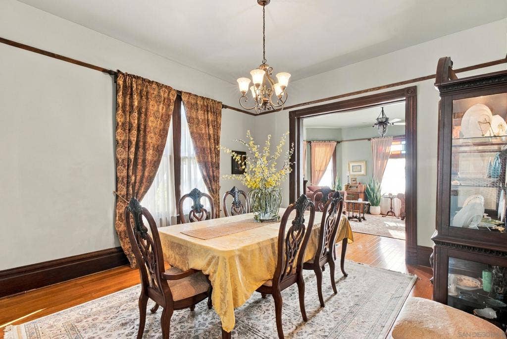 2163 Brant St, San Diego, CA 92101 2163 Brant St, San Diego, CA 92101