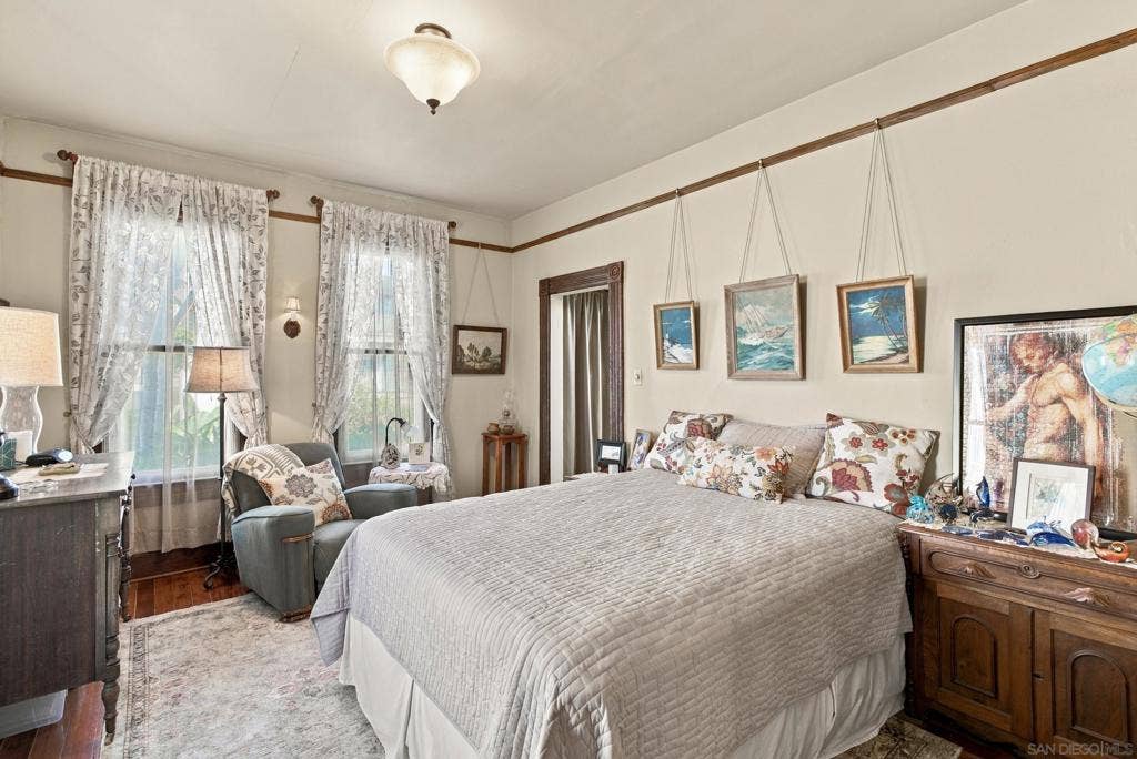 2163 Brant St, San Diego, CA 92101 Bedroom