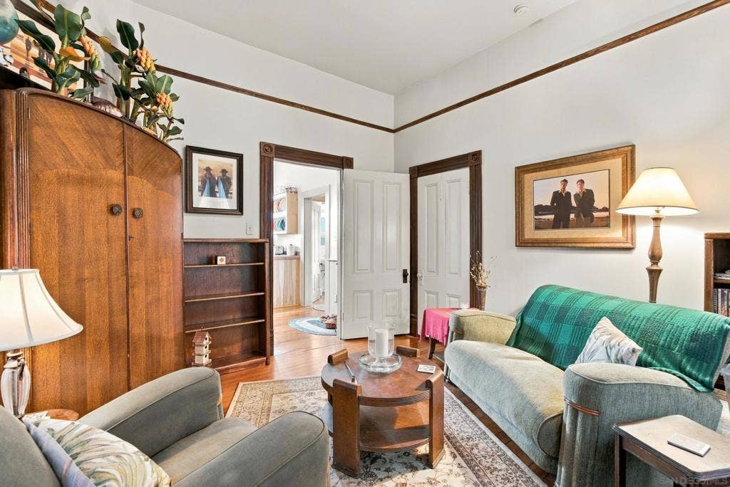 2163 Brant St, San Diego, CA 92101 2163 Brant St, San Diego, CA 92101