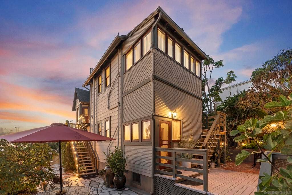 2163 Brant St, San Diego, CA 92101 2163 Brant St, San Diego, CA 92101