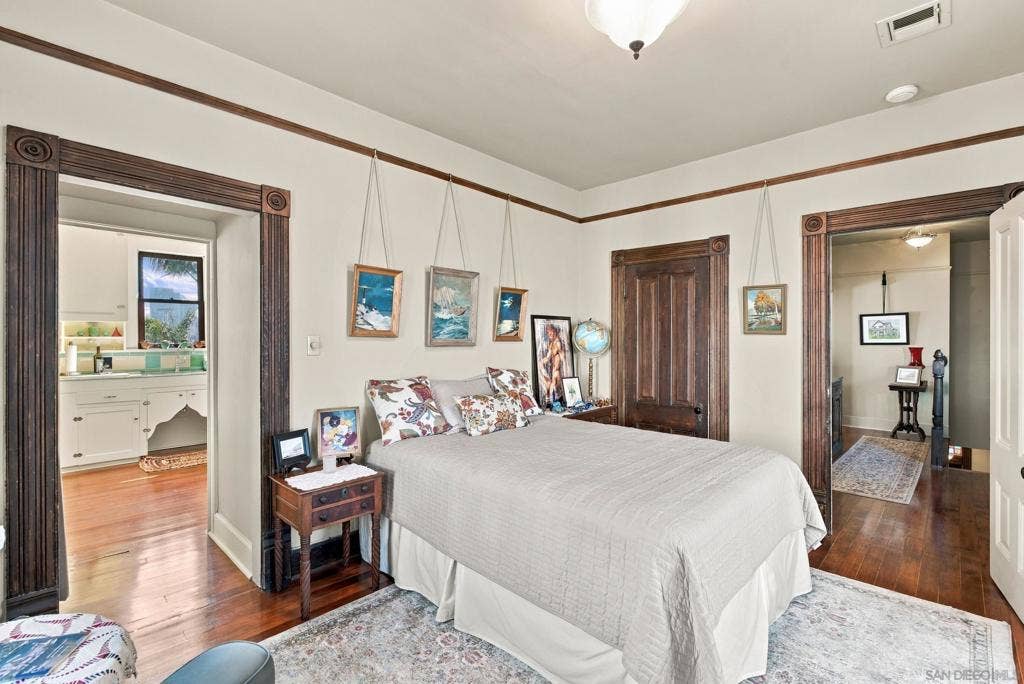 2163 Brant St, San Diego, CA 92101 2163 Brant St, San Diego, CA 92101