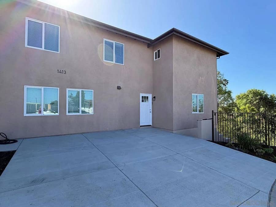Property photo for 1413 Shoshone St, Oceanside, CA