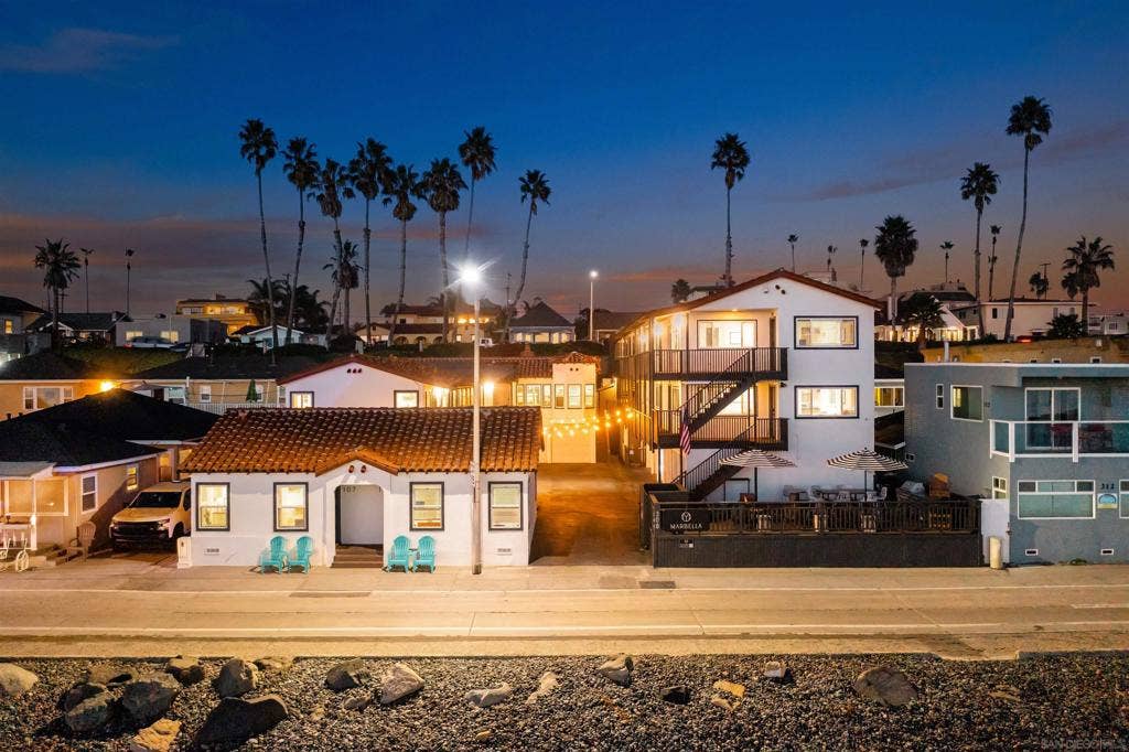 308 S The Strand, Oceanside, CA 92054 308 S The Strand, Oceanside, CA 92054