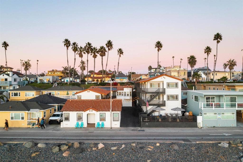 308 S The Strand, Oceanside, CA 92054 308 S The Strand, Oceanside, CA 92054