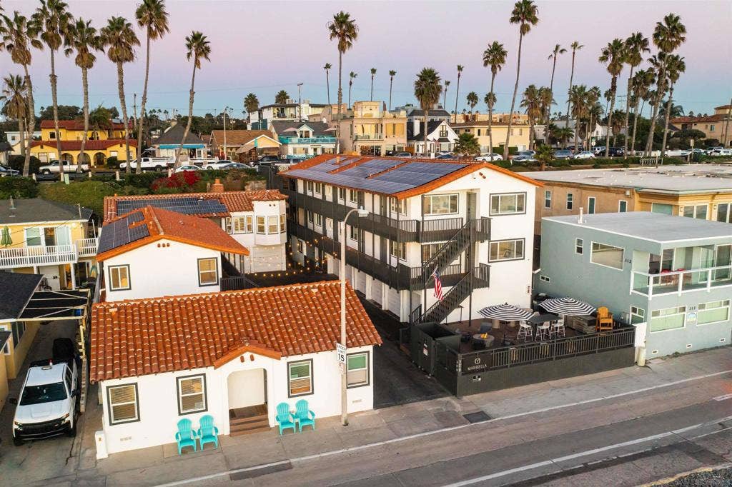 308 S The Strand, Oceanside, CA 92054 308 S The Strand, Oceanside, CA 92054