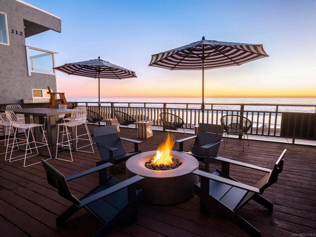 308 S The Strand, Oceanside, CA 92054 308 S The Strand, Oceanside, CA 92054