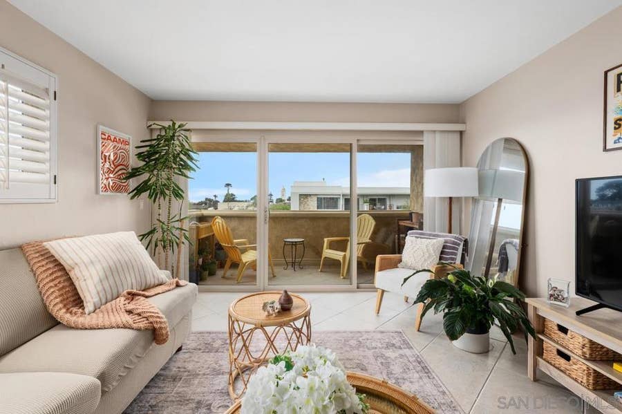 Property photo for 7635 Eads Ave, #306, La Jolla, CA