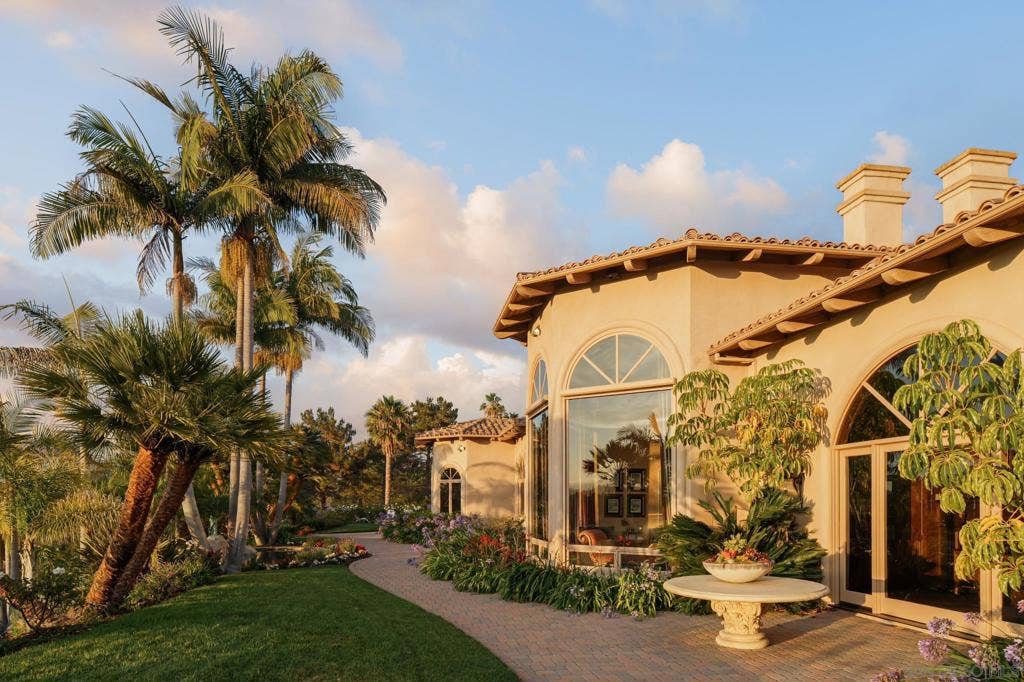 5962 Rancho Diegueno Rd., Rancho Santa Fe, CA 92067