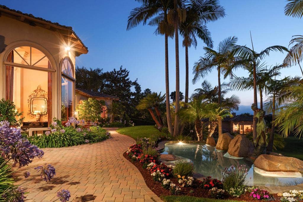 5962 Rancho Diegueno Rd., Rancho Santa Fe, CA 92067