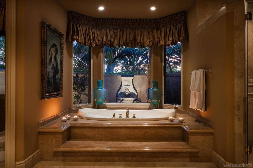 5962 Rancho Diegueno Rd., Rancho Santa Fe, CA 92067