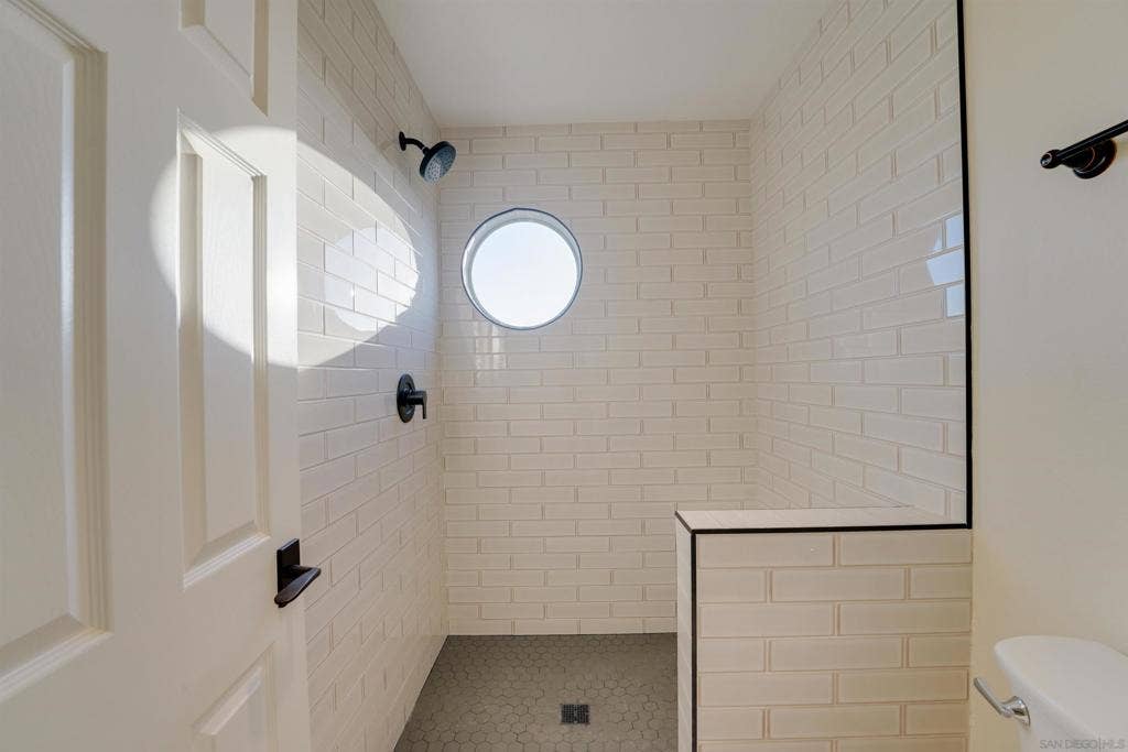 7413 Linden Terrace, Carlsbad, CA 92011