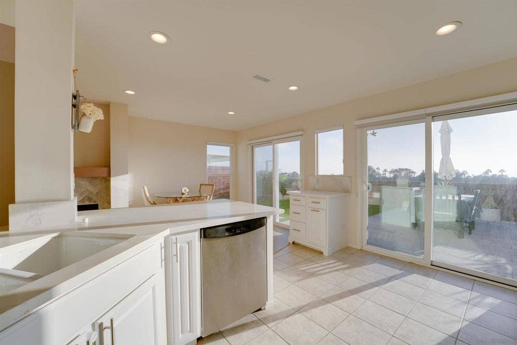 7413 Linden Terrace, Carlsbad, CA 92011