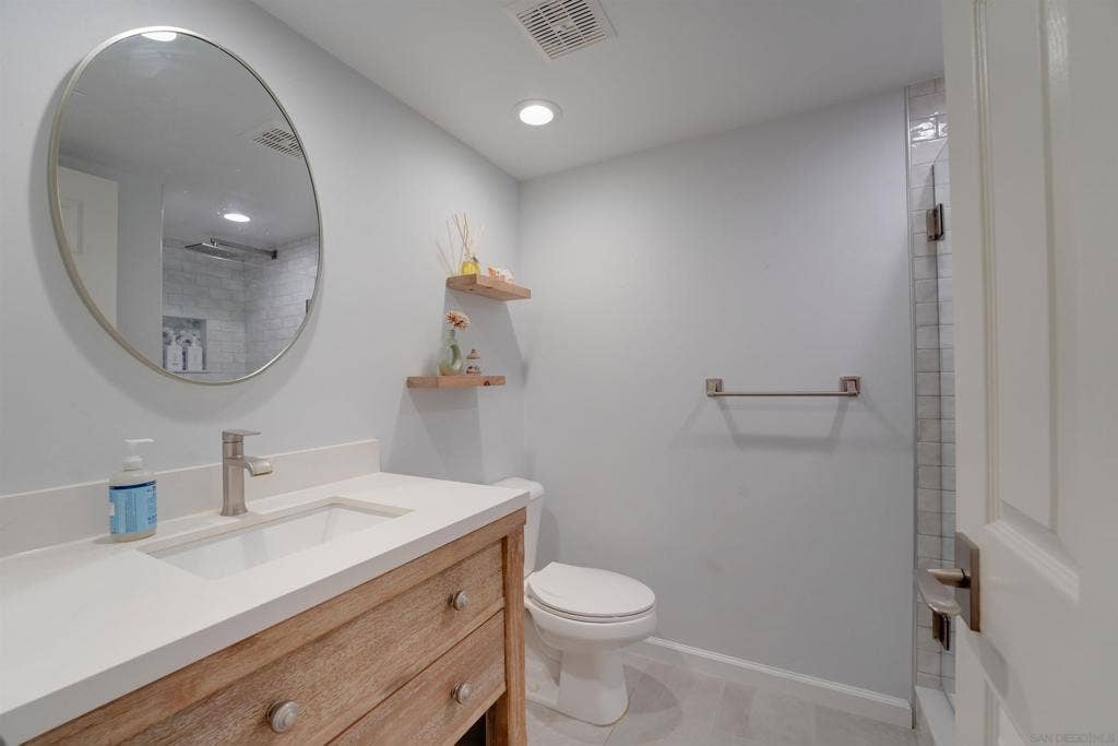 7413 Linden Terrace, Carlsbad, CA 92011