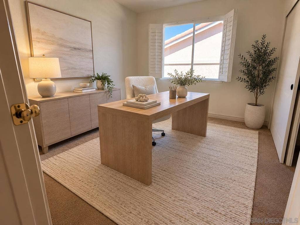 https://zimg.paragon.ice.com/ParagonImages/Property/PA/SDMLS/260023662/27/120/90/aa71ef8c150faa7201a8395922eba3b2/3/cfadd55759cf5a798cbac4a3f3c468ea/260023662-541ef500-c140-41dd-9276-b77941f2625d.JPG