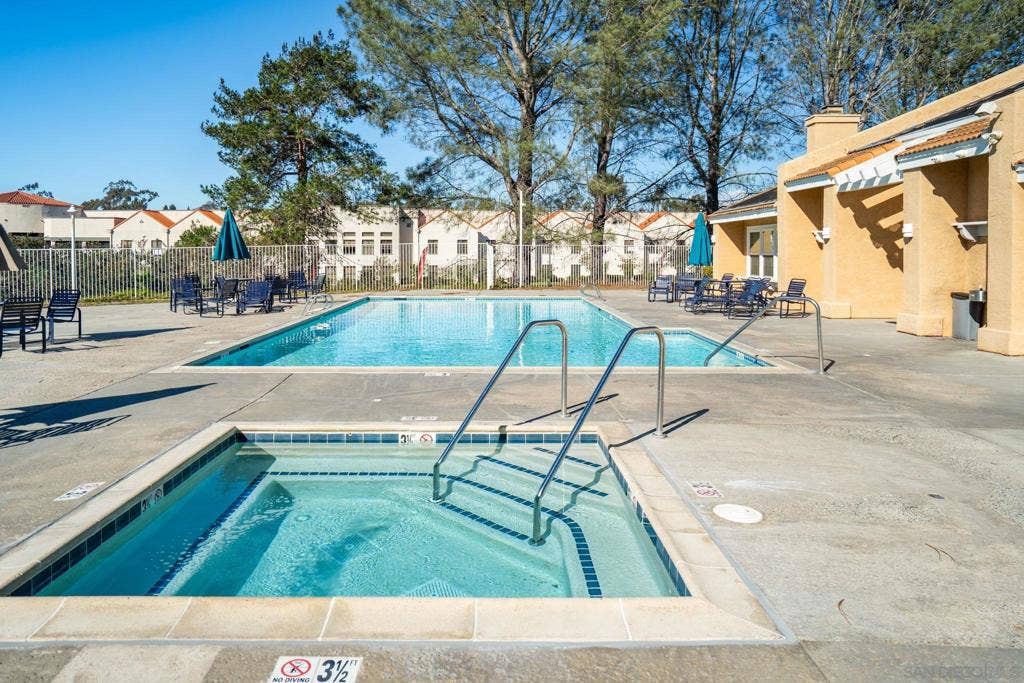 Community pool
