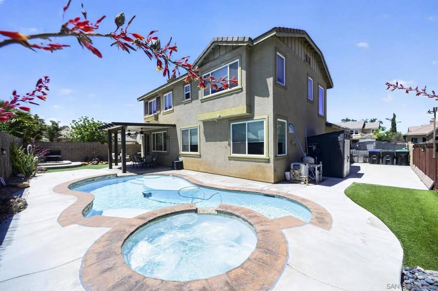 Property photo for 1930 Dainty Way, Hemet, CA
