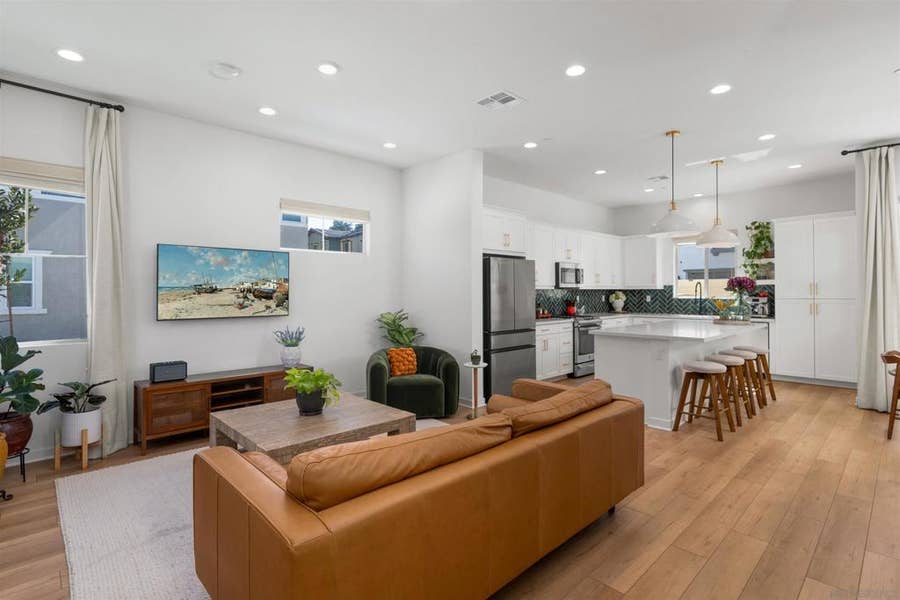 Property photo for 619 Townsend Way, San Marcos, CA