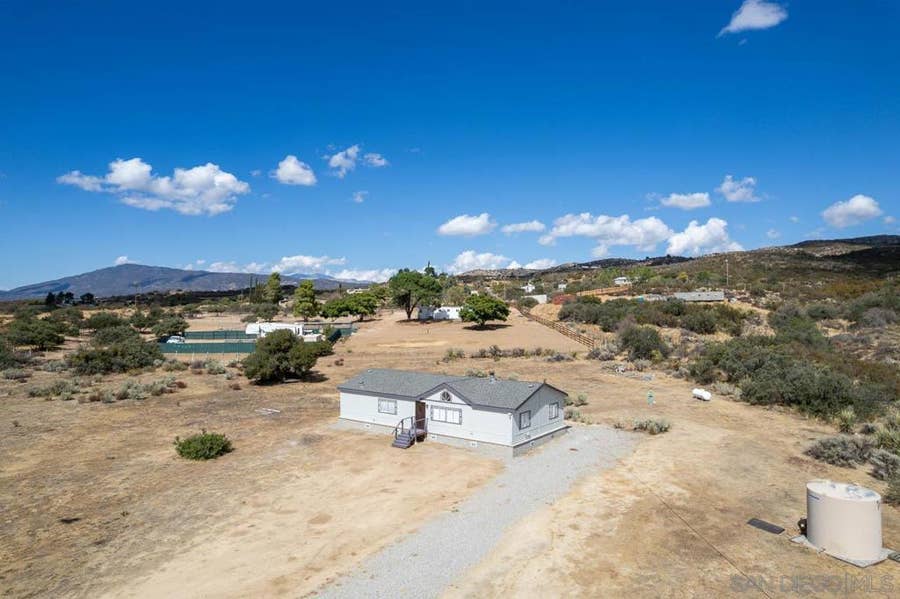Property photo for 59420 Roger Lane, Anza, CA