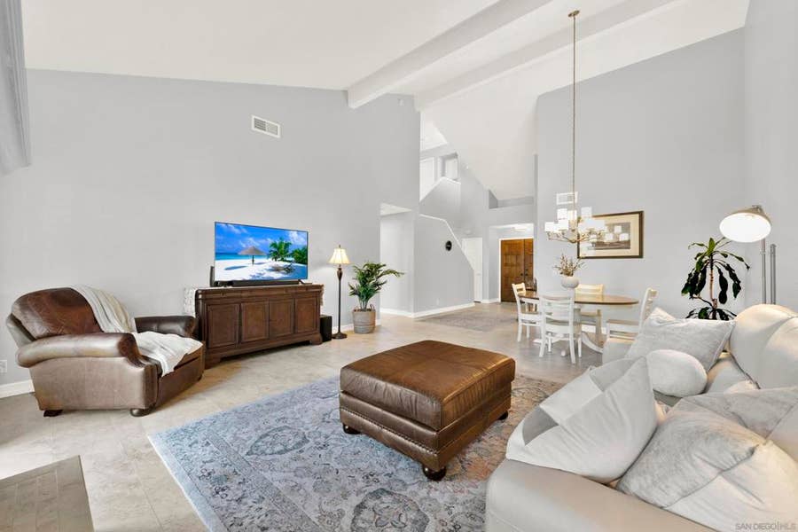Property photo for 15636 Via Calanova, San Diego, CA