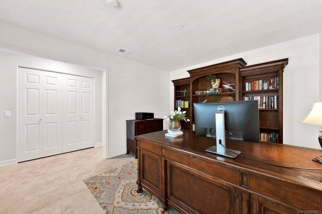 15636 Via Calanova, San Diego, CA 92128 15636 Via Calanova, San Diego, CA 92128