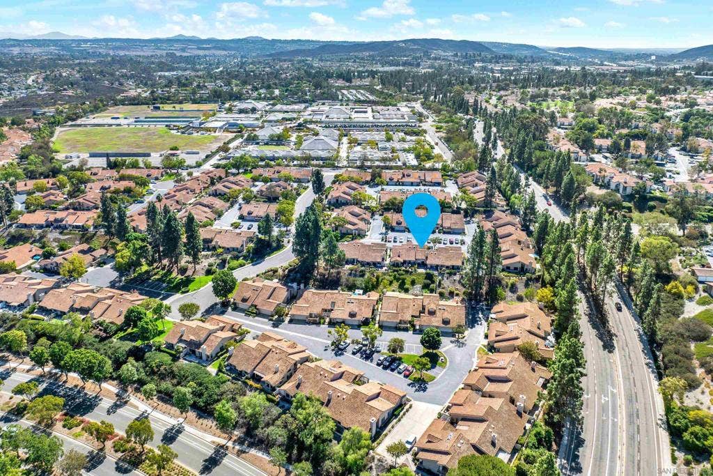 15636 Via Calanova, San Diego, CA 92128 15636 Via Calanova, San Diego, CA 92128