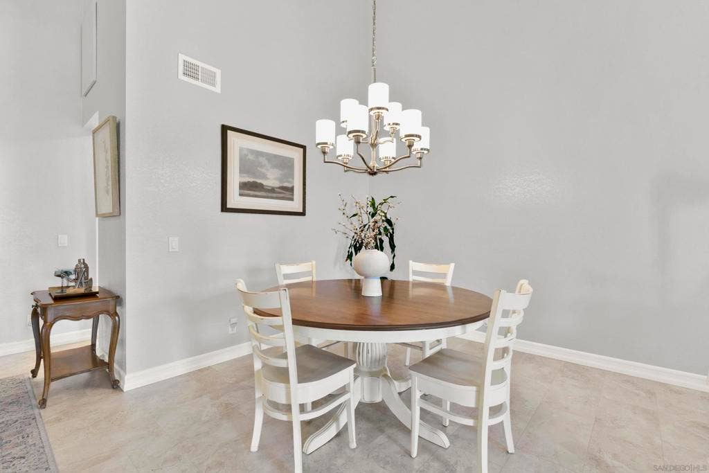 15636 Via Calanova, San Diego, CA 92128 15636 Via Calanova, San Diego, CA 92128