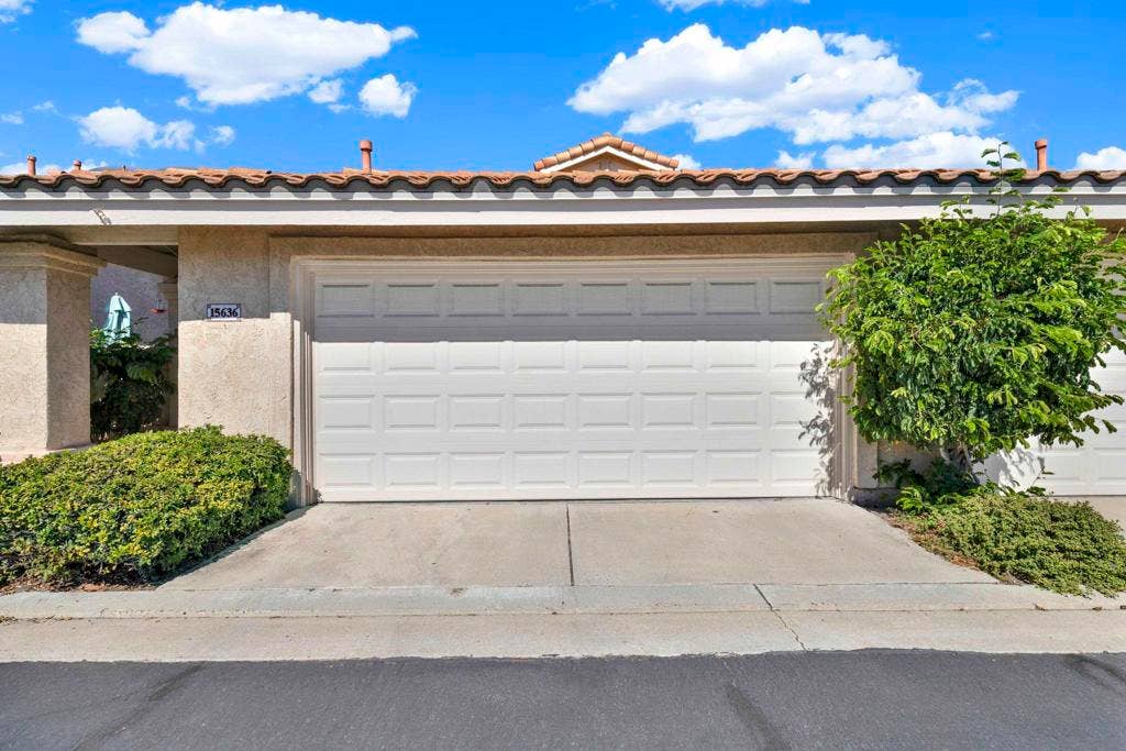 15636 Via Calanova, San Diego, CA 92128 15636 Via Calanova, San Diego, CA 92128