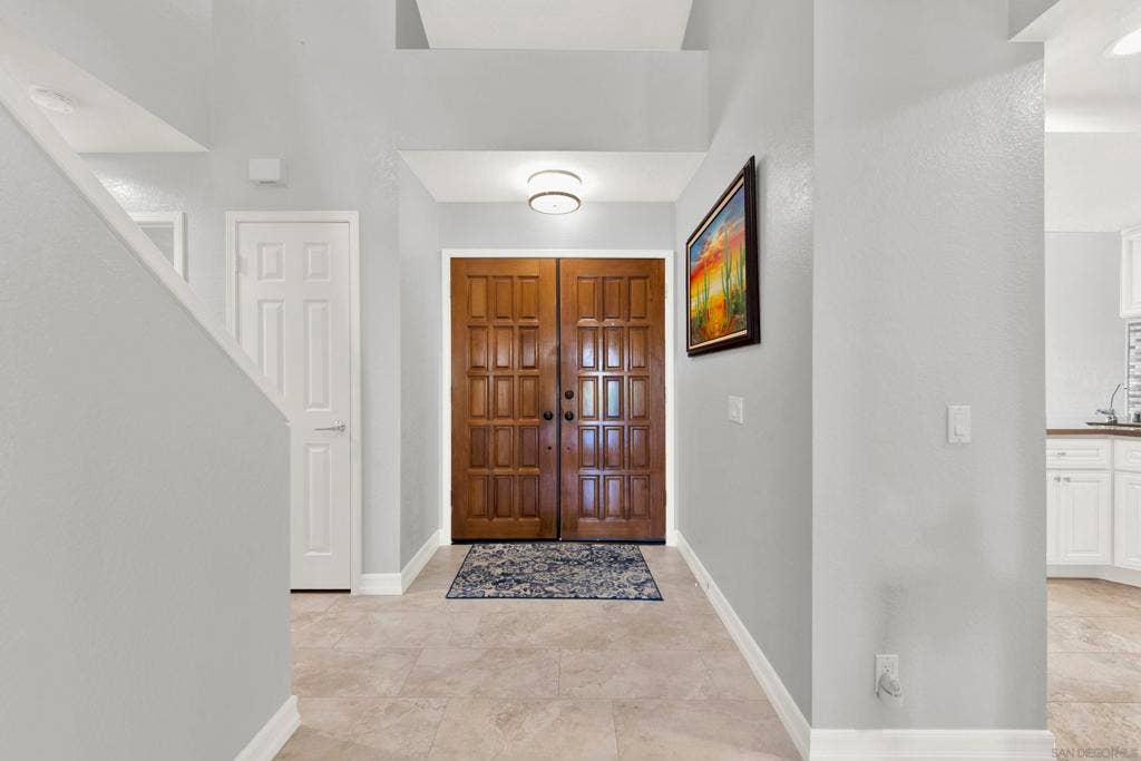 15636 Via Calanova, San Diego, CA 92128 15636 Via Calanova, San Diego, CA 92128