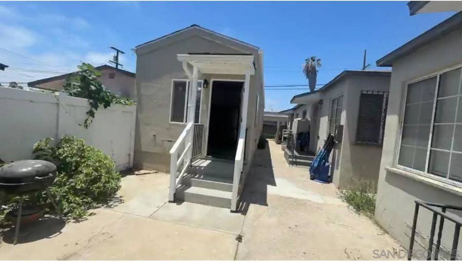 Property photo for 3772 Menlo Ave, San Diego, CA