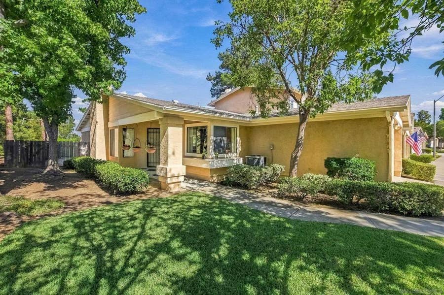 Property photo for 8360 Suntree Place, San Diego, CA