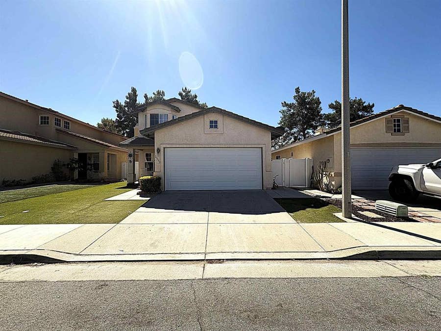 Property photo for 27593 Marian Road, Temecula, CA