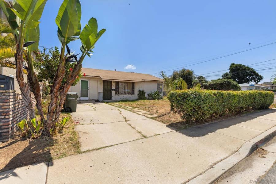 Property photo for 535 12th St, Imperial Beach, CA