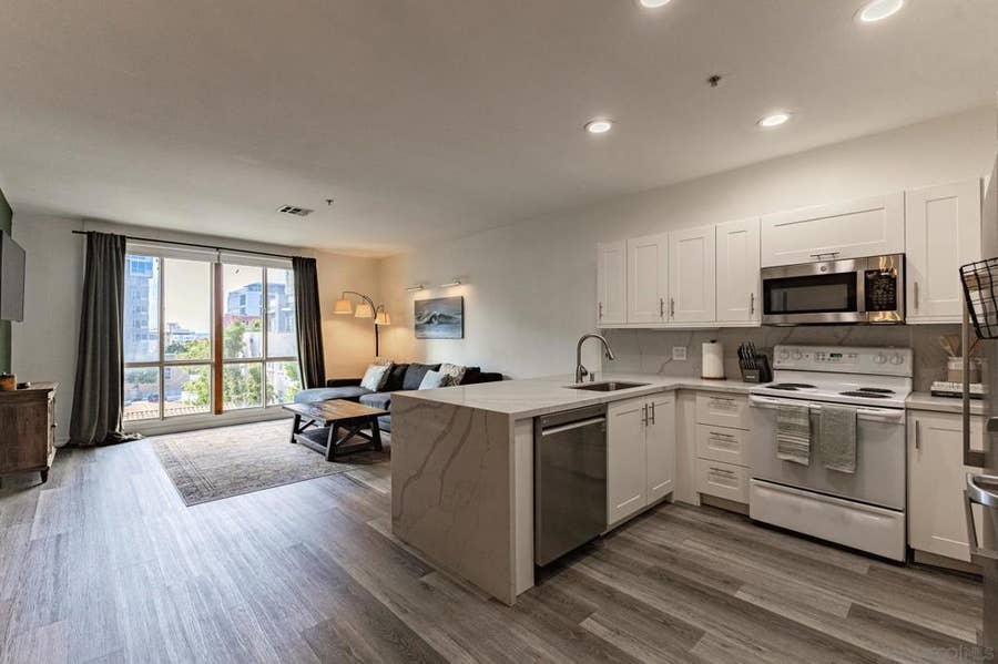 Property photo for 1501 Front St, #302, San Diego, CA