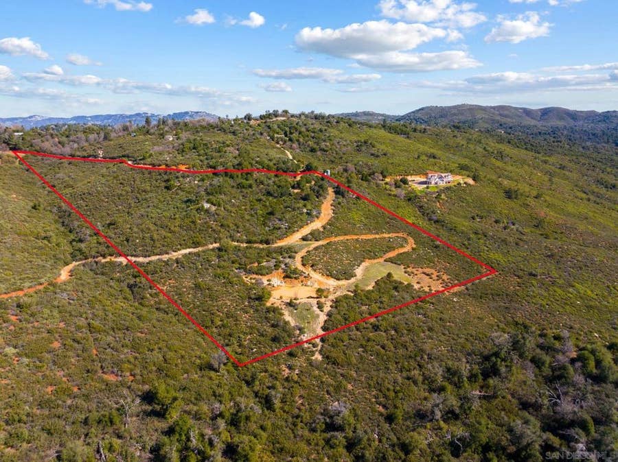 Property photo for 2106 Coulter Lane, Julian, CA