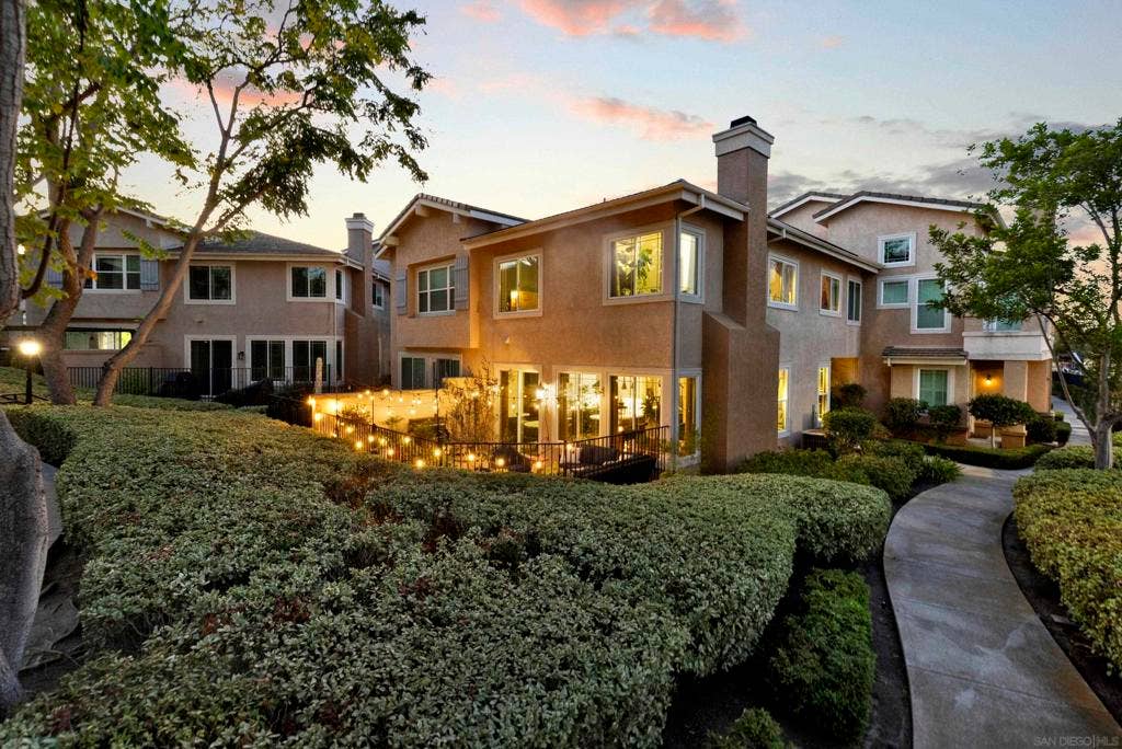 12079 World Trade Dr, #4, San Diego, CA 92128