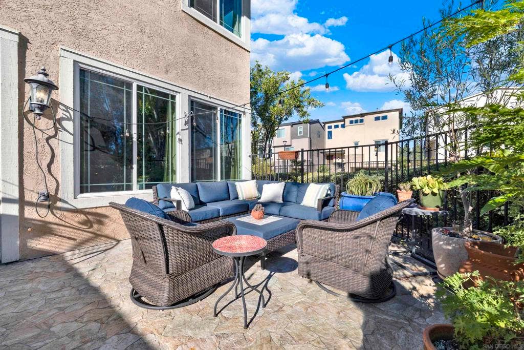 12079 World Trade Dr, #4, San Diego, CA 92128