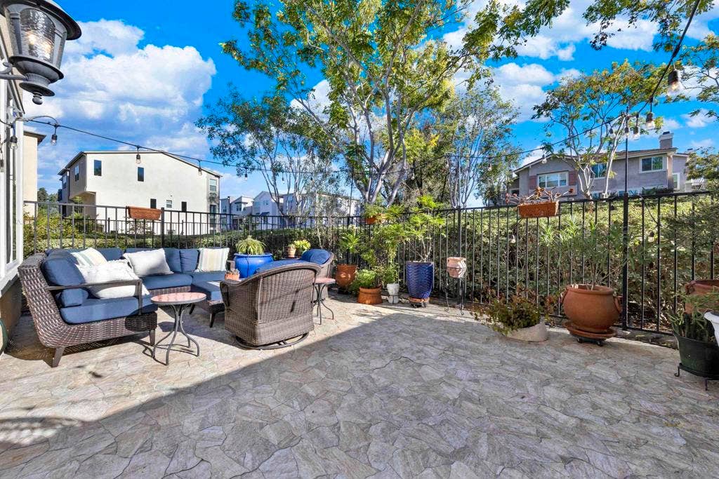 12079 World Trade Dr, #4, San Diego, CA 92128